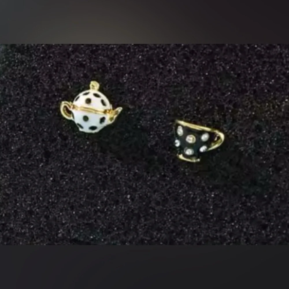 Alice In Wonderland Gold Enameled Black & White Teapot & Teacup Stud Earrings - Picture 5 of 10